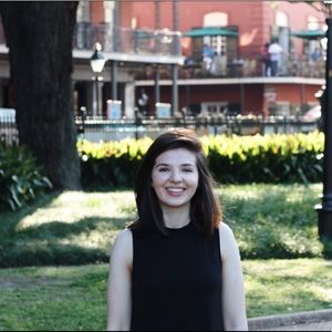 Meet your Posher, Ariana